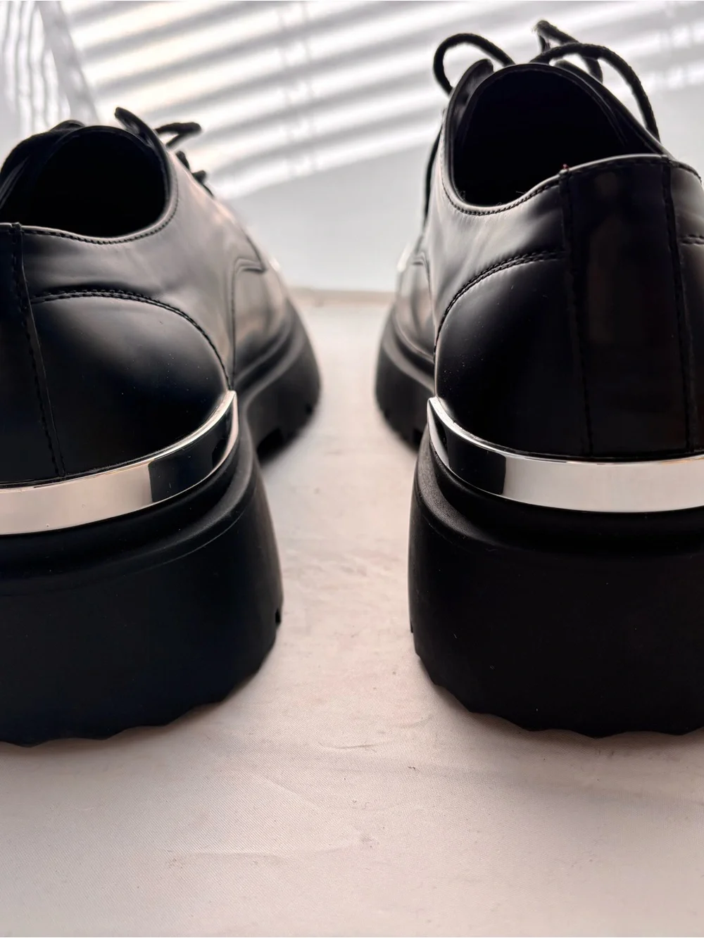Black NovaMen's Lace-Up Dress Shoes with Silver Toe Trim size 13